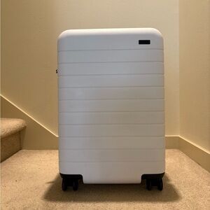 Away Bigger Carry-On Suitcase in White